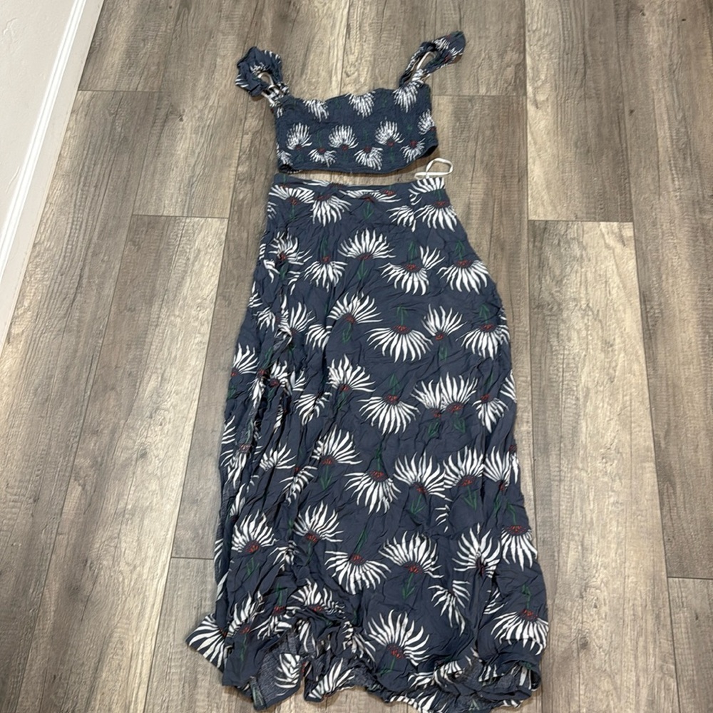 Lulus Skirt Set